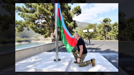 Aliyev, 613 sivilin katledildiği Hocalı'da Azerbaycan bayrağını göndere çekti