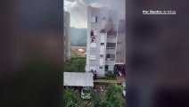 Criança ateia fogo em sofá, provoca incêndio e avós precisam pular do 4º andar em Patos de Minas