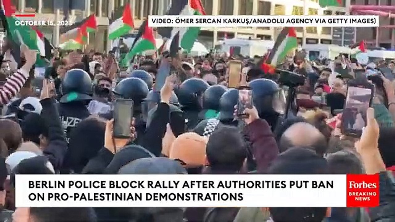 Berlin Police Block Pro-Palestinian Rally After Authorities Ban Pro-Palestinian Demonstrations