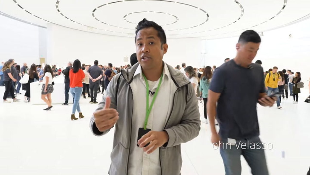 iPhone 15 Pro Max Hands On | Tom's Guide