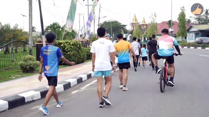 Weekend Sore Gubernur Kaltara Olahraga Bersama Masyarakat di Tanjung Selor