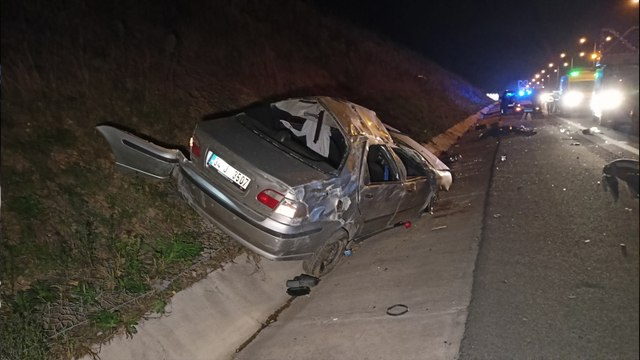 Kocaeli’nde cenaze dönüşü kaza: 2 ölü, 1 yaralı