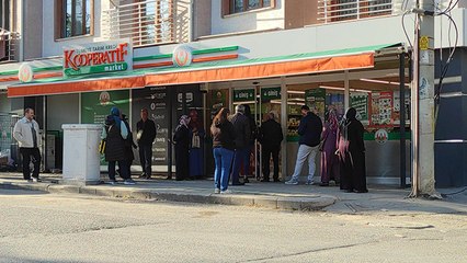İndirim olacağı belirtilen Tarım Kredi marketlerine akın ettiler, yine hüsranla karşılaştılar
