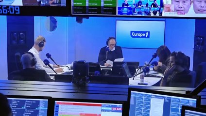 Attaque à Arras : une minute de silence dans toutes les écoles ce 16 octobre à 14h après l'assassinat Dominique Bernard