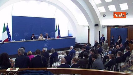 Meloni: "Cdm ha varato manovra di bilancio per 2024"