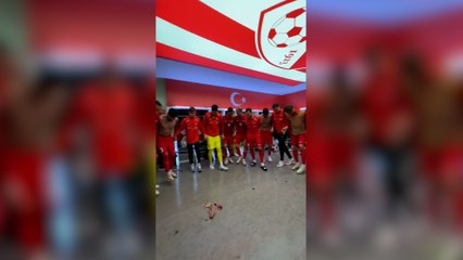 'Bizim Çocuklar', alınan galibiyet sonrası horon tepti