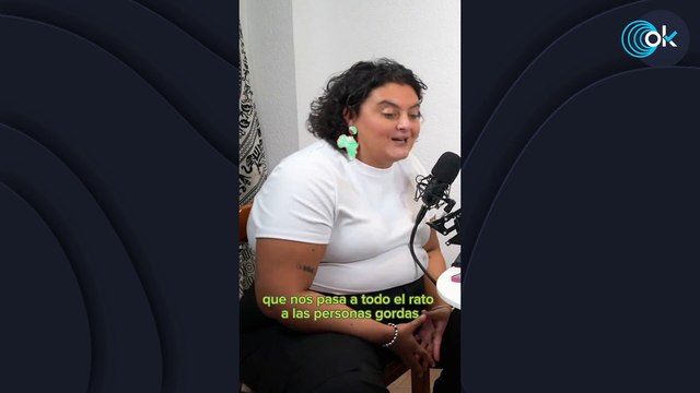 Una mujer se queja de los asientos de los aviones: Los asientos no están pensados para todos los culos