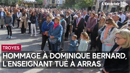 350 Aubois ont rendu hommage à Dominique Bernard, l’enseignant tué à Arras