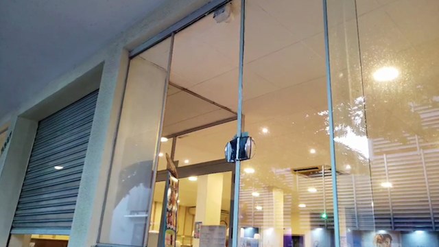 Ladrões arrombam restaurante na Rua Paraná, no Centro, e furtam doces do balcão