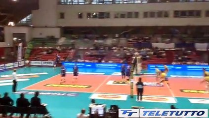 Video News - CONSOLI, ESORDIO CON VITTORIA