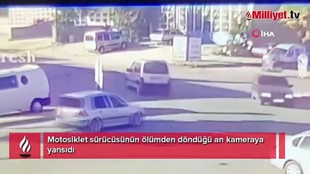 Motosiklet sürücüsünün ölümden döndü! Direksiyon hakimiyetini kaybedince...