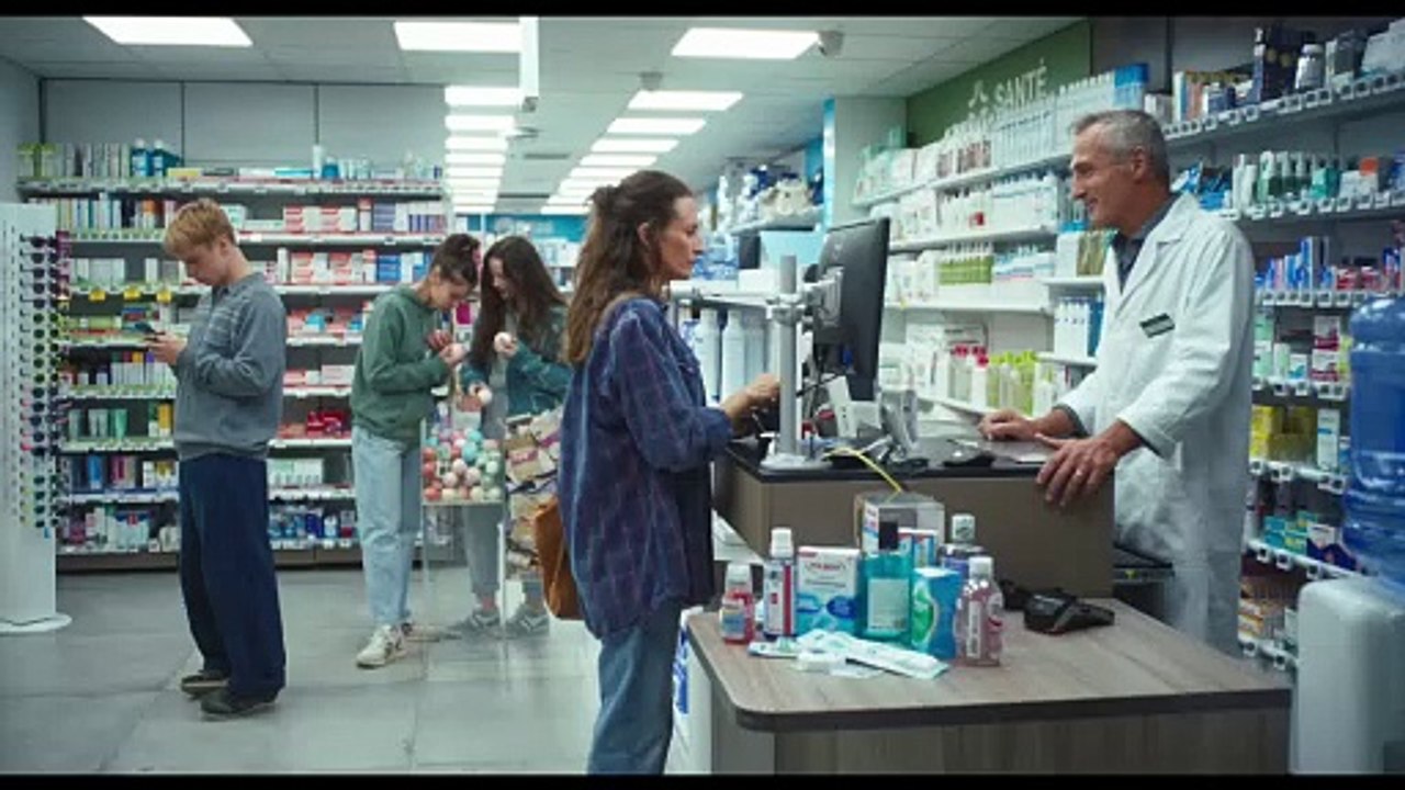 Toni en famille -  Toni, en famille - Trailer