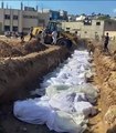 Gazze'den yürek yakan manzara! Toplu mezarlar açılmaya başlandı