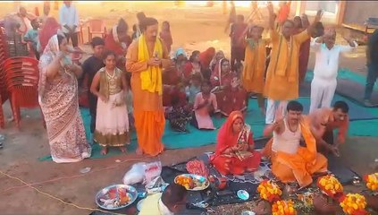 पांडालों में गूंज रहे हैं माता के जयकारे, देखे वीडियो