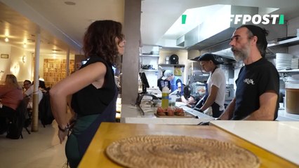 Díaz Ayuso apoya la gastronomía española en su visita a la Spanish Benevolent Society de Nueva York