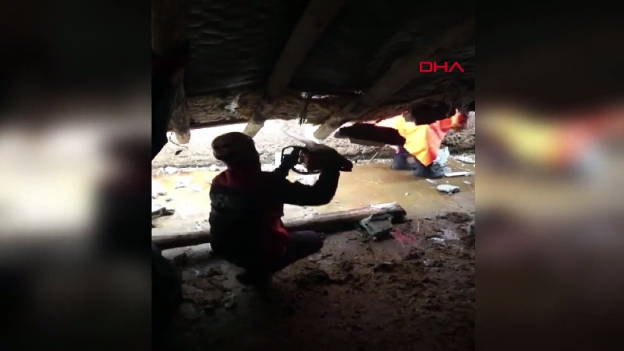 Les toits ont été arrachés, les murs des granges se sont effondrés et 22 bovins sont morts dans la tornade qui a éclaté à Van.