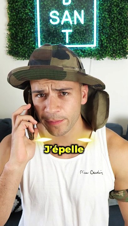 Un militaire au téléphone. Pourquoi on épelle pas comme ça en vrai ? Tellement simple !!! #militaire #militairefrançais #alphabet #alphabetotan