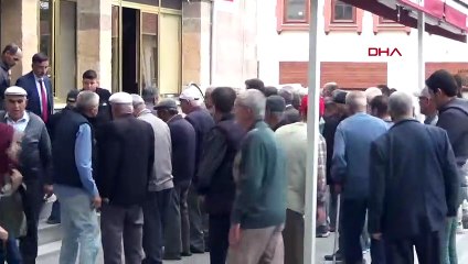 Çanakkale'de tarlada ölü bulunan çocuk son yolculuğuna uğurlandı