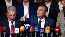 Özgür Özel: Ben karanlık sokaktaki küskünün peşindeyim