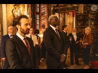 Antoine Gouy, grand complice d'Omar Sy dans la série, en couple avec une sublime artiste