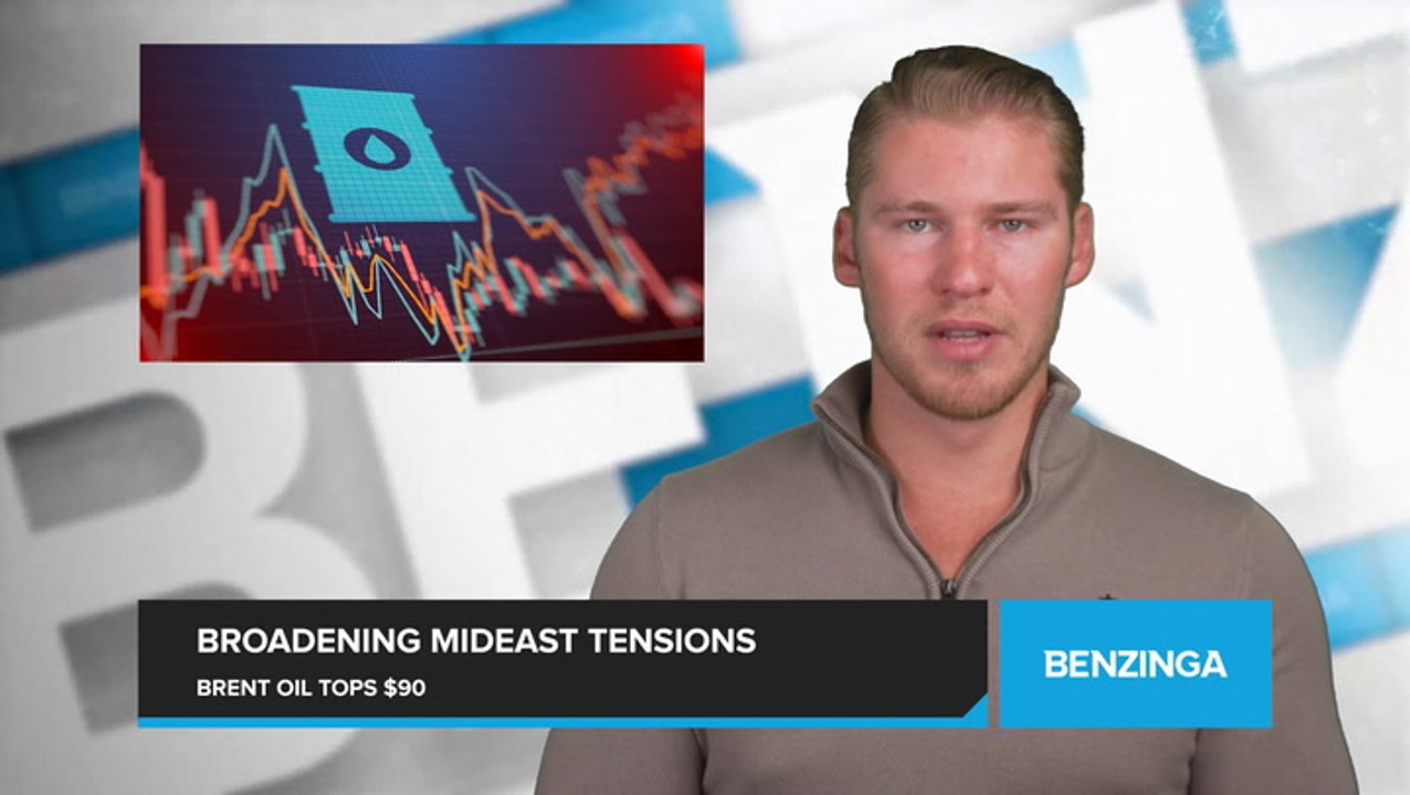 Brent Oil Futures Soar Above $90 a Barrel Amid Israel-Hamas Conflict