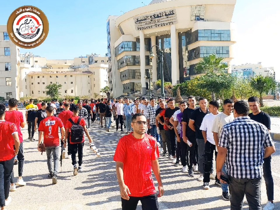 جامعة كفر الشيخ.. مشاركة كثيفة في حملة "طلاب من أجل مصر" للتبرع بالدم دعما للأشقاء في فلسطين