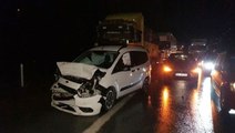 Anadolu Otoyolu'nda 26 aracın karıştığı kazada 13 kişi yaralandı