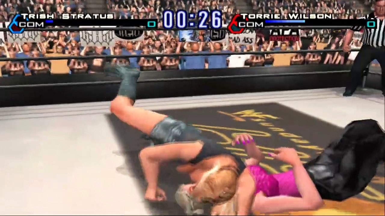 Trish Stratus vs Torrie Wilson Single