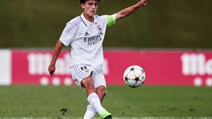 ¡NUEVA PERLA LA FÁBRICA! ¿MANUEL ÁNGEL se lleva las miradas en VALDEBEBAS_ ‐ Hecho con Clipchamp