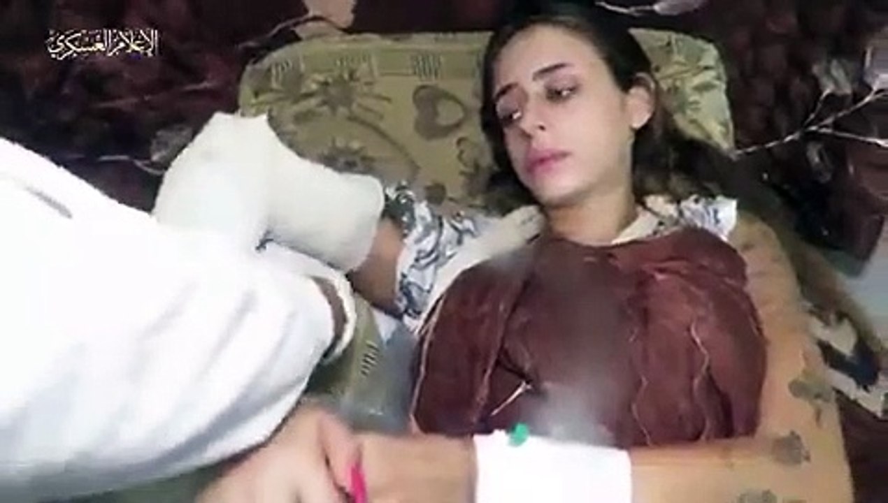 ext-Hamás difunde video de "una de las prisioneras en Gaza-161023