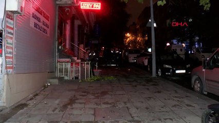 GAZİOSMANPAŞA'DA SİLAHLI ÇATIŞMA 1 ÖLÜ