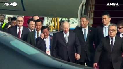 Il presidente russo Vladimir Putin e' arrivato in Cina