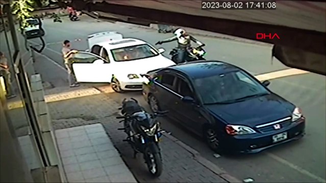 Fırıncı, tahsilat için gelen uncunun para dolu çantasını silahla gasbetti