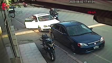 Tahsilat için gelen uncunun para dolu çantasını çaldılar