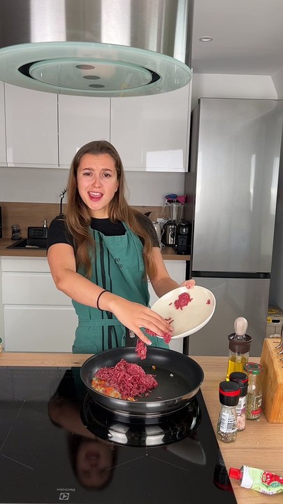 T’as pas de four ni de micro-onde ? Voici des lasagnes revisité à la poêle !!! Avant de me juger parce que ce n’est pas la vraie recette, vraiment teste cette pépite et tu vas m’en dire des nouvelles