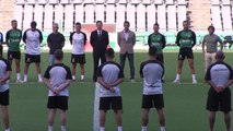 Minuto de silencio del Córdoba CF en memoria de Álvaro Prieto