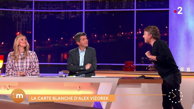 Ils ont fait quoi les Belges au rugby ? : Thomas Sotto tacle Alex Vizorek lors d'une chronique sur le seum français dans Télématin