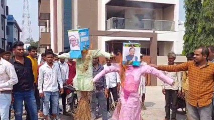 झाबुआ: कांग्रेस महासचिव मेड़ा के समर्थकों ने प्रत्याशी के विरुद्ध किया प्रदर्शन