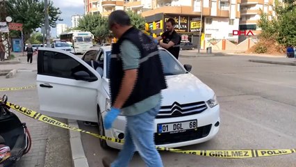 ADANA- IL A ÉTÉ AGRASSÉ DANS SA VOITURE POUR ALLER AU TRAVAIL ET IL A ÉTÉ GRAVEMENT BLESSÉ.