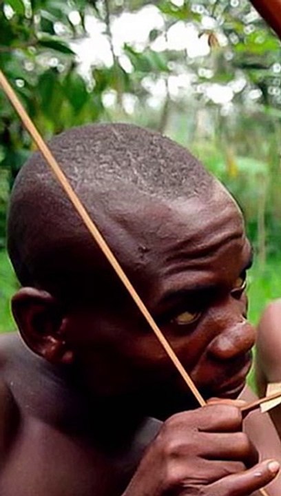 Emela Ntouka, le tueur d'éléphants