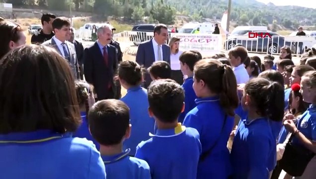 Un festival de cerfs-volants pour les enfants a eu lieu à Burdur
