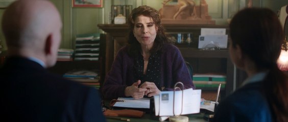Complètement cramé ! EXTRAIT VF "M. Blake va faire une période d'essai"