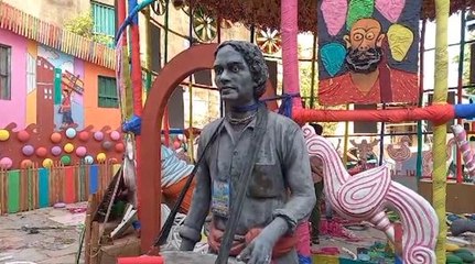 এবার পুজোয় হারিয়ে যাওয়া ‘ফেরিওয়ালা’দের গল্প বলবে চুঁচুড়া আজাদ হিন্দ ক্লাব