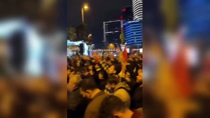 Ankara'da İsrail Büyükelçiliği önünde protesto! Polis, kalabalığı sakinleştirmeye çalışıyor