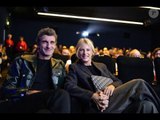 Karin Viard in love du charmant Manuel : regards et gestes tendres, l'amour en plein cinéma !,