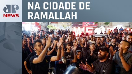 Palestinos participam de protesto na Cisjordânia contra guerra em Gaza