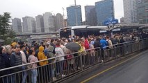 Kadıköy Uzunçayır'da İki Metrobüs Çarpıştı