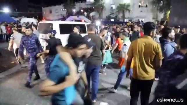 Strage all'ospedale di Gaza, centinia di morti e feriti