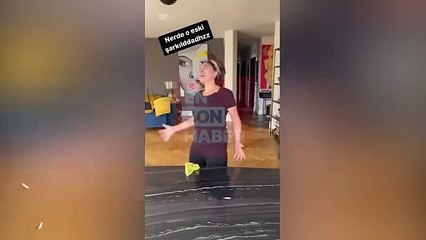 Nurgül Yeşilçay, ev temizliği yaptığı anları paylaştı