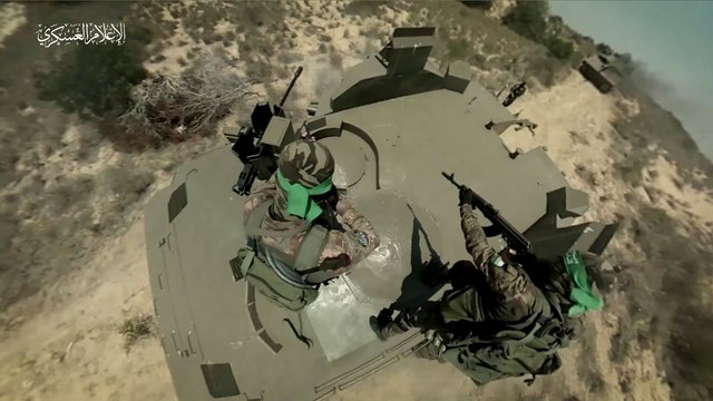 Sebuah pesan kepada pasukan darat Inilah yang menanti Anda ketika Anda memasuki Gaza - A message to ground troops This is what awaits you when you enter Gaza - رسالة إلى القوات البرية هذا ما ينتظركم عند دخولكم غزة